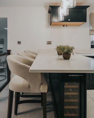 Misura's guide to classic elegance